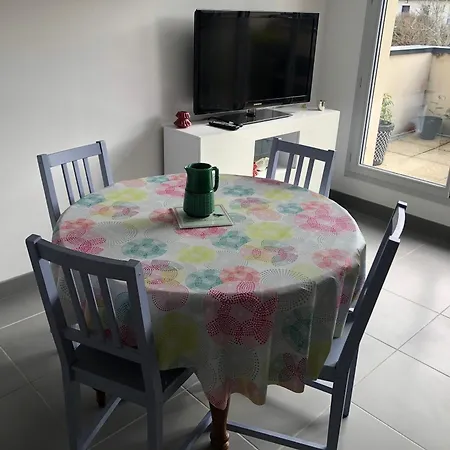 Appartement Confortable Et Moderne à - Arrivée Autonome *