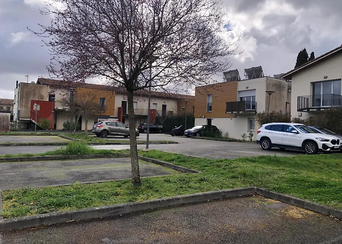 Confortable Et Moderne à - Arrivée Autonome