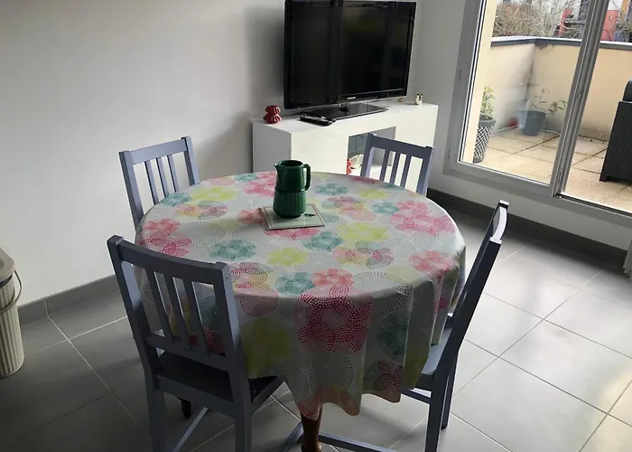 Appartement Confortable Et Moderne à - Arrivée Autonome *